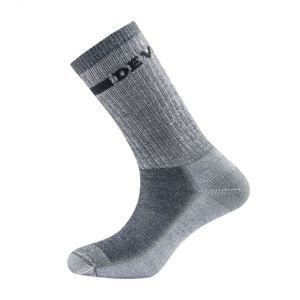 Devold OUTDOOR MEDIUM SOCK Pánské sportovní ponožky, šedá, veľkosť 41-43